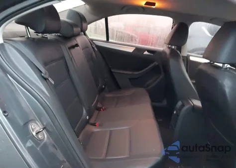 2013 Volkswagen Jetta 2.5L Se from USA, damaged, VIN 3VWDP7AJ8DM405519